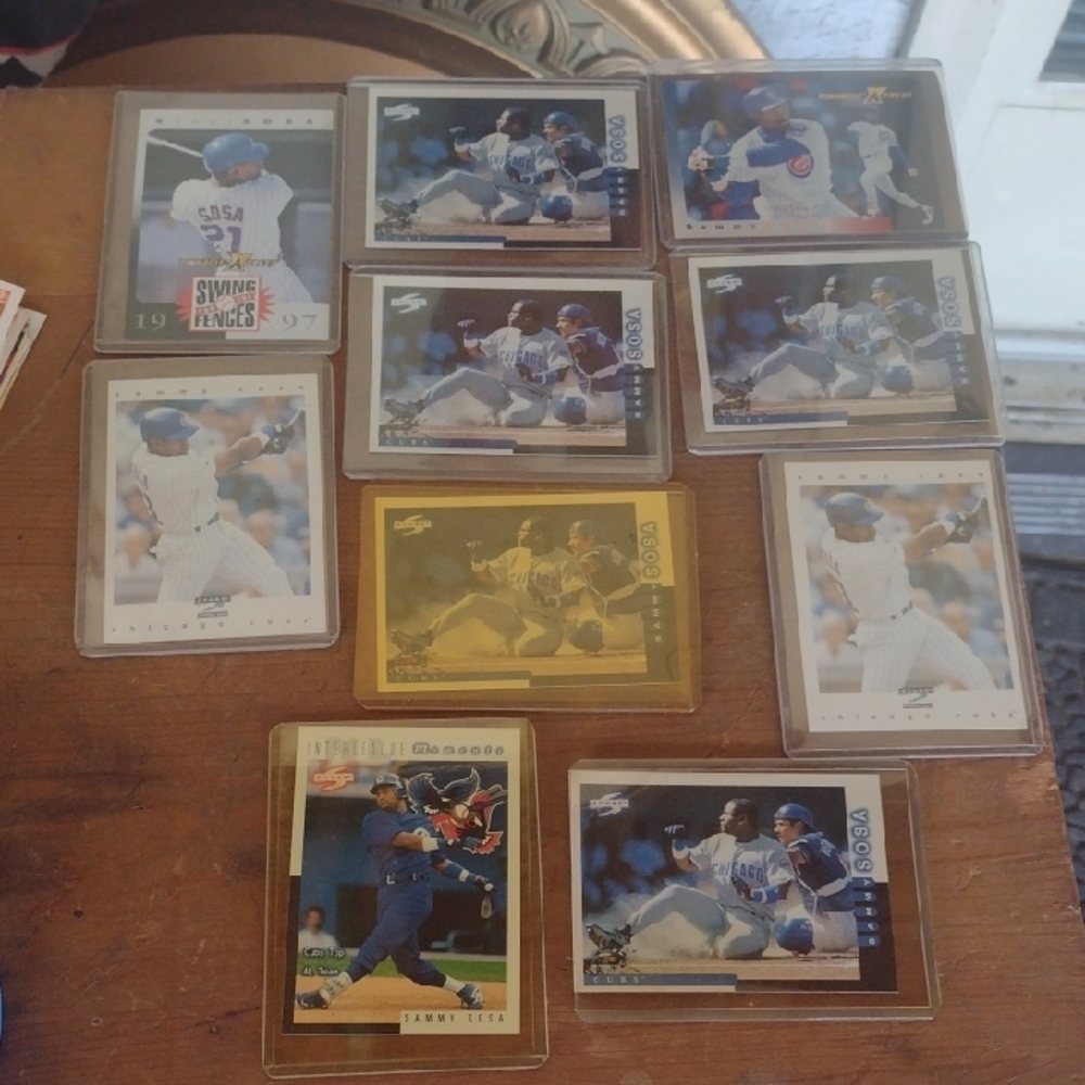 Sammy Sosa Baseball Trading Card Collection